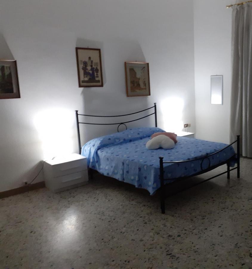 A Casa Di Adele Bed & Breakfast กาแซร์ตา ภายนอก รูปภาพ