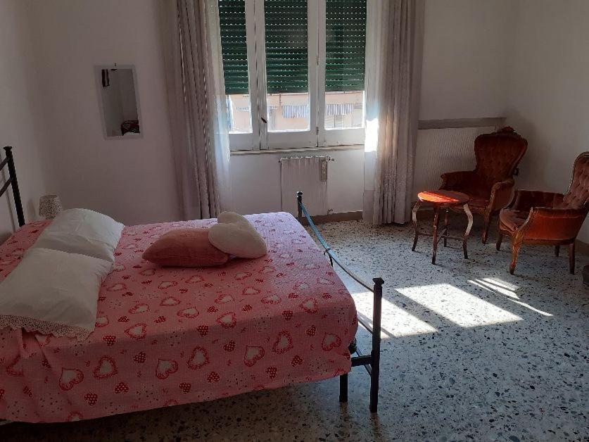 A Casa Di Adele Bed & Breakfast กาแซร์ตา ภายนอก รูปภาพ