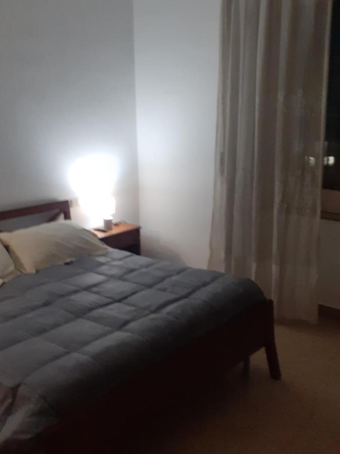 A Casa Di Adele Bed & Breakfast กาแซร์ตา ภายนอก รูปภาพ