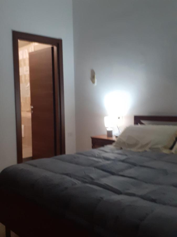 A Casa Di Adele Bed & Breakfast กาแซร์ตา ภายนอก รูปภาพ